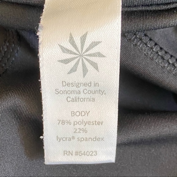 Athleta Graphic Floral Sonar Capri Yoga Leggings - Picture 9 of 12